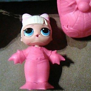 Suite Princess From wave 2 of series 4 LOL dolls